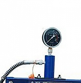 На сайте Трейдимпорт можно недорого купить Манометр для пресса 10т AE&T T61210/M. 