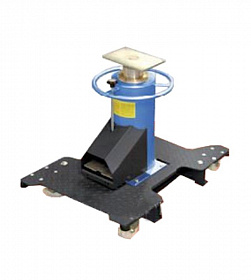 На сайте Трейдимпорт можно недорого купить Универсальный напольный домкрат MAHA MАH-Z 14.5/120. 